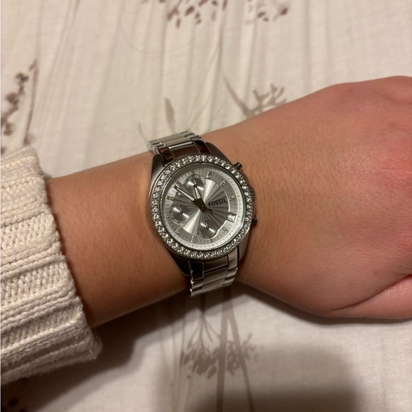 Silver Fossil Watch - Picture 1 of 4